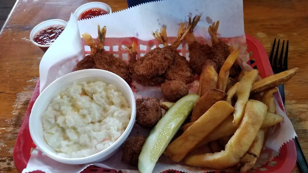 Fried Shrimp Basket with Fries